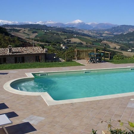 Agriturismo Il Sentiero Vila Montalto delle Marche Exterior foto