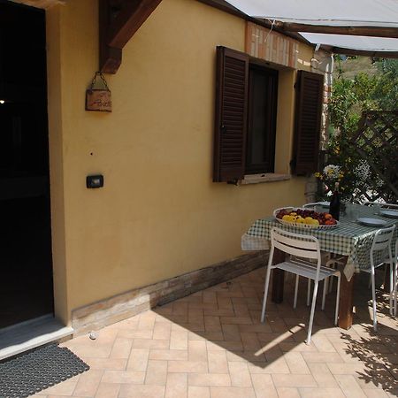 Agriturismo Il Sentiero Vila Montalto delle Marche Exterior foto