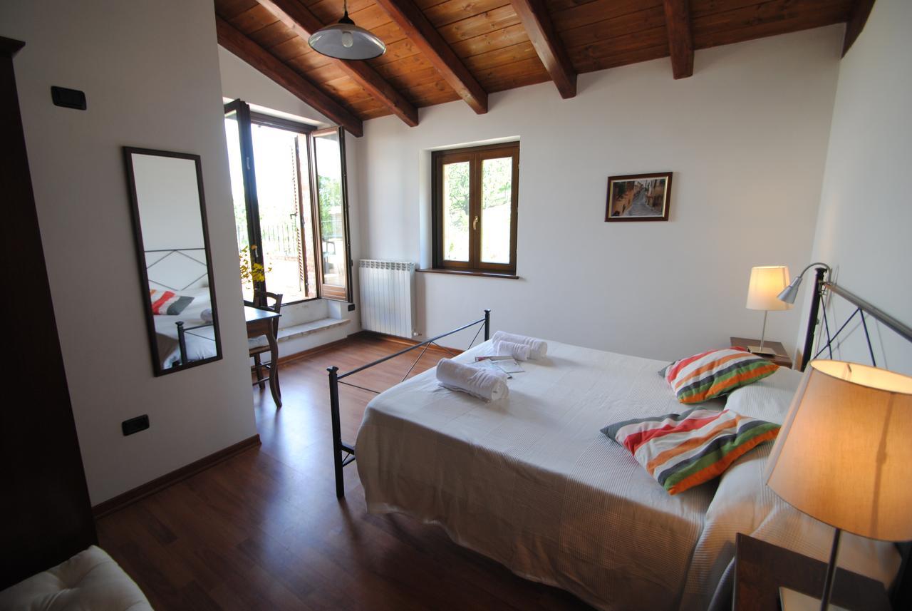 Agriturismo Il Sentiero Vila Montalto delle Marche Exterior foto