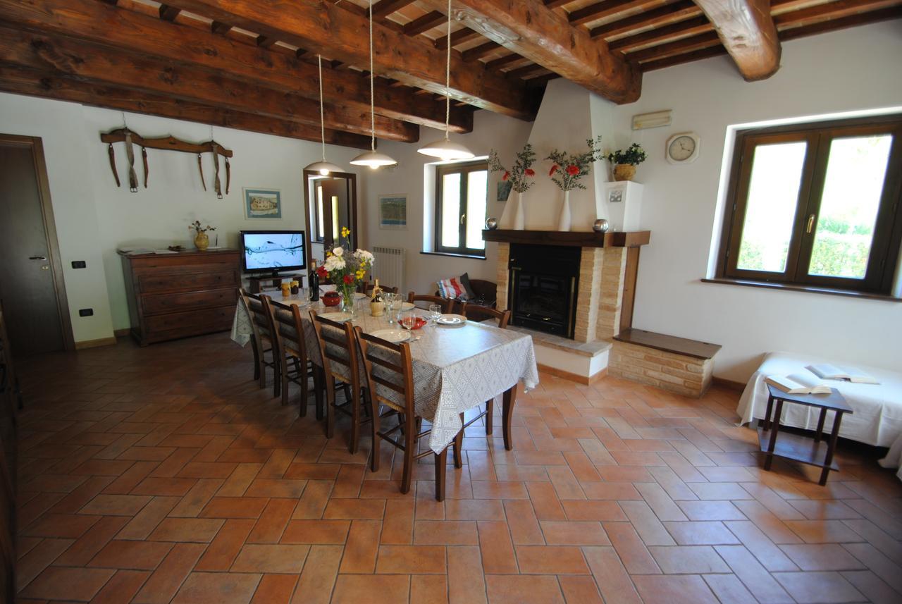 Agriturismo Il Sentiero Vila Montalto delle Marche Exterior foto